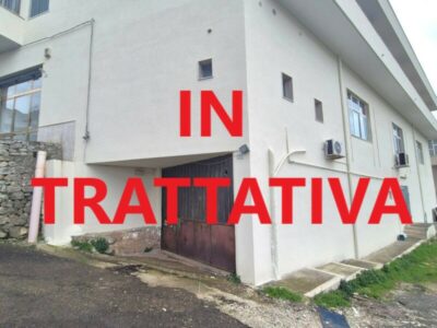 Ampio locale per attività artigianale/commerciale di 179 mq circa