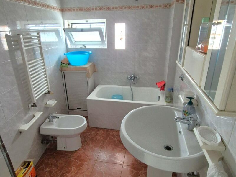 Appartamento in buone condizioni sito al 1° piano