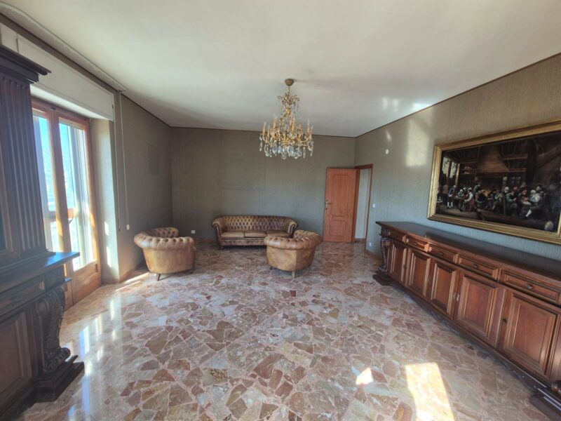 Appartamento 2° piano con ascensore in buone condizioni